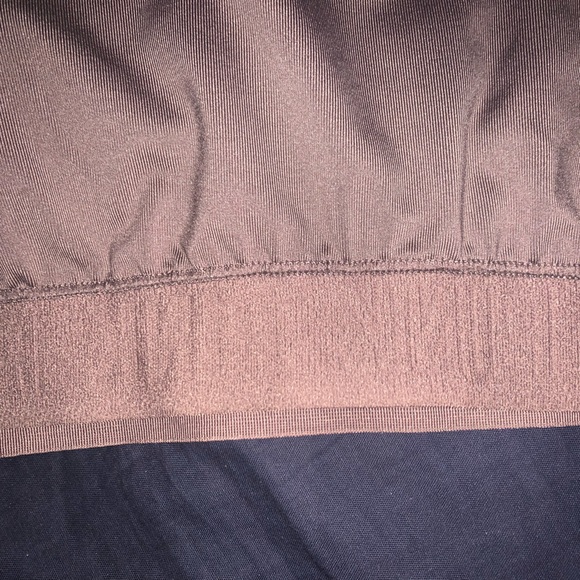 VS Pink Large Ultimate Strappy Lightly Lined Sports Bra & Panty NEW ICED COFFEE - Picture 12 of 16